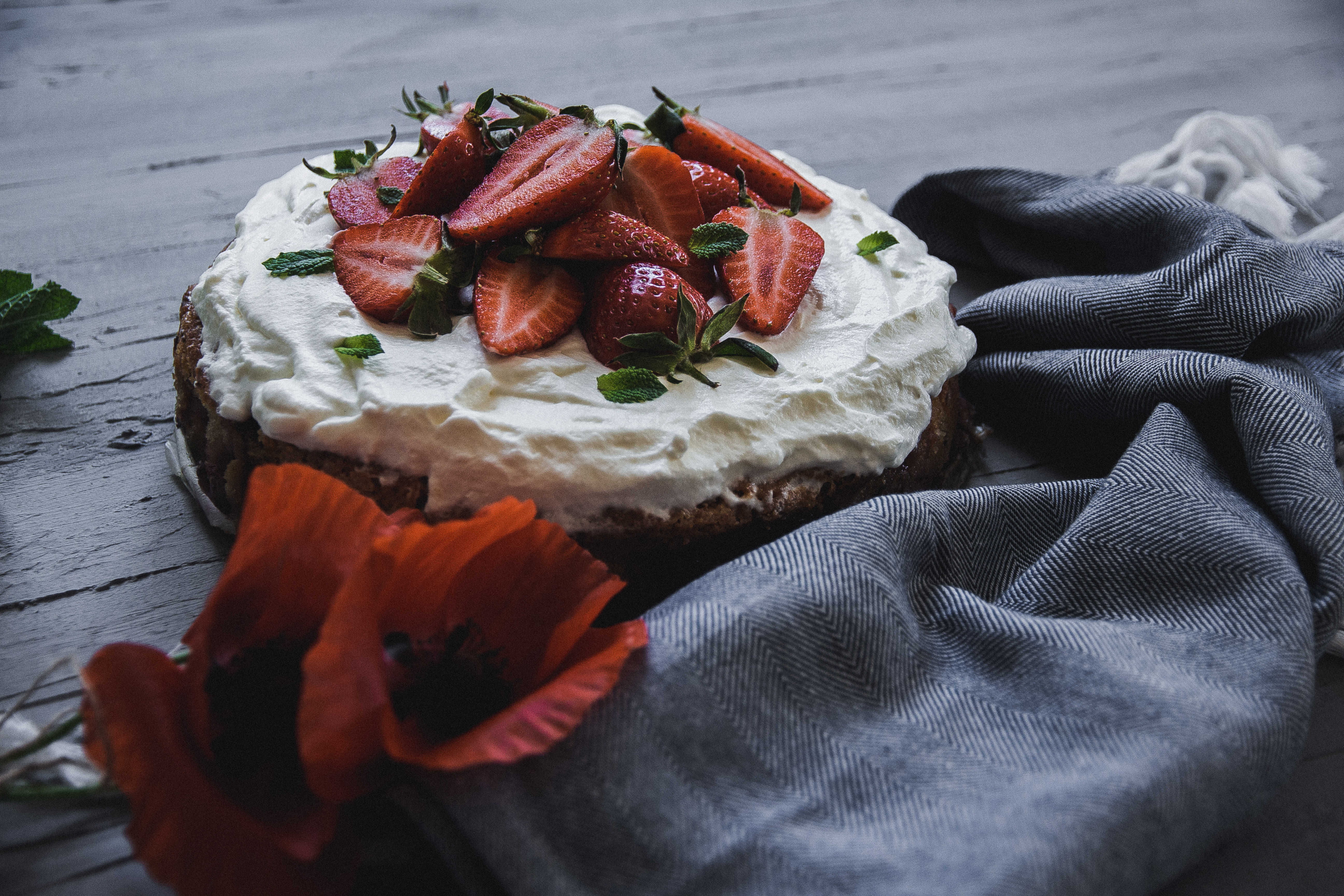 Sommerliche Erdbeertorte