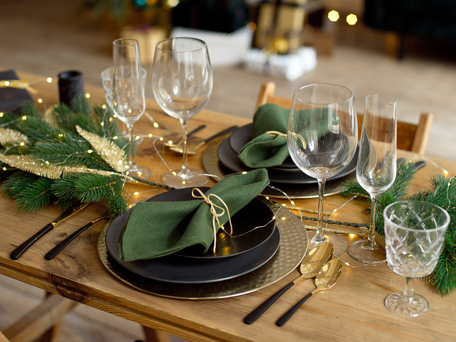 decorative table setting