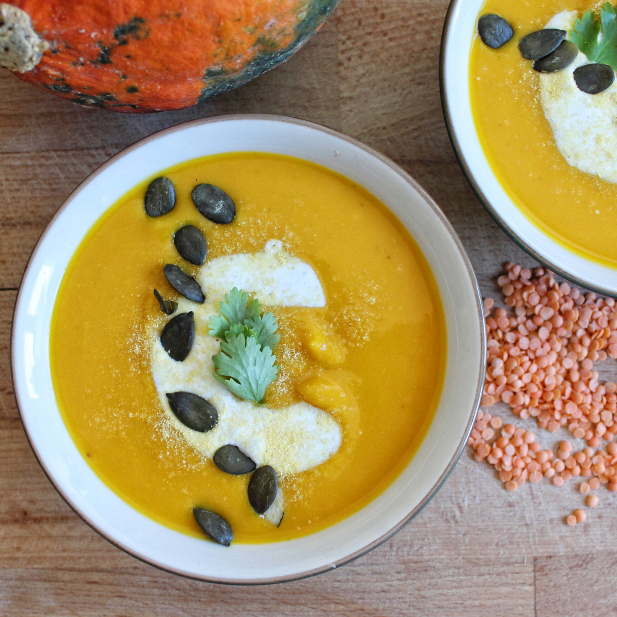 Soupe potimarron-lentilles aux saveurs indiennes